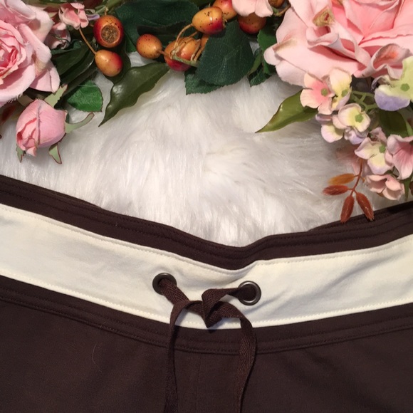 SB Active Pants & Jumpsuits Sb Active Wide Leg Brown Capris Size L